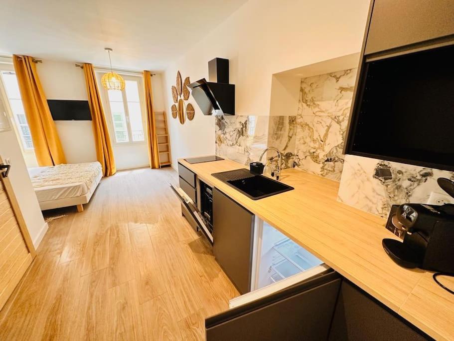 Les Appartements De Nana 4 - Studio Hypercentre, Rue Meynadier, Palais & Plage, Clim, Wifi カンヌ エクステリア 写真